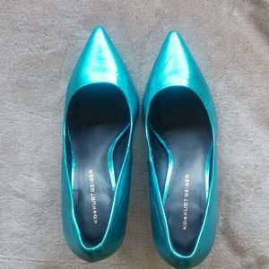 Kurt Geiger Metallic Aqua pumps